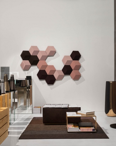 Bang & Olufsen