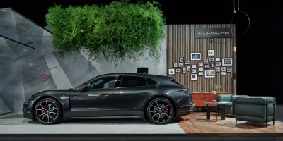PORSCHE DESIGN GARÁZS